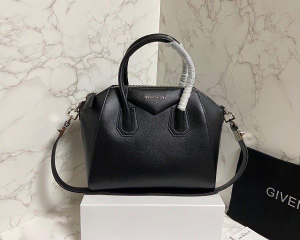 Givenchy Medium Antigona Bag in Black 33*27*16.5 CM (Next to Original)