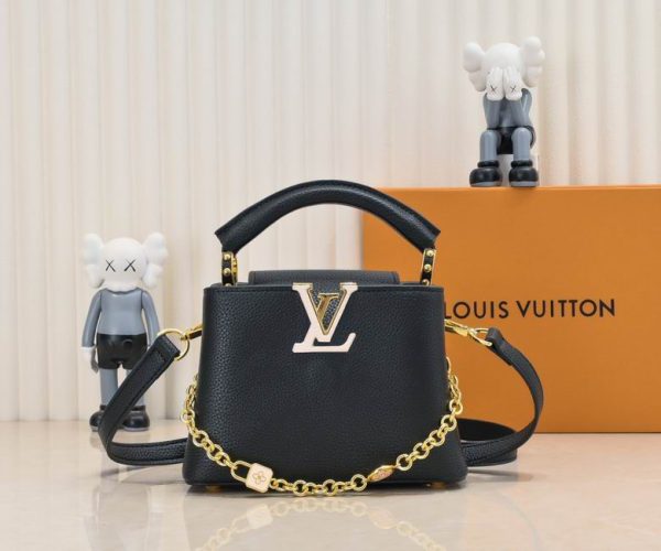 LV Capucines Mini in Black with Golden Hardware 21*14*8 CM (Next to Original)
