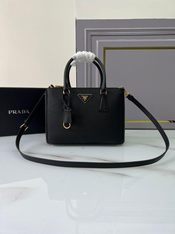 Prada Medium Galleria Saffiano Bag in Black 28*20*12 CM (Mirror Quality)