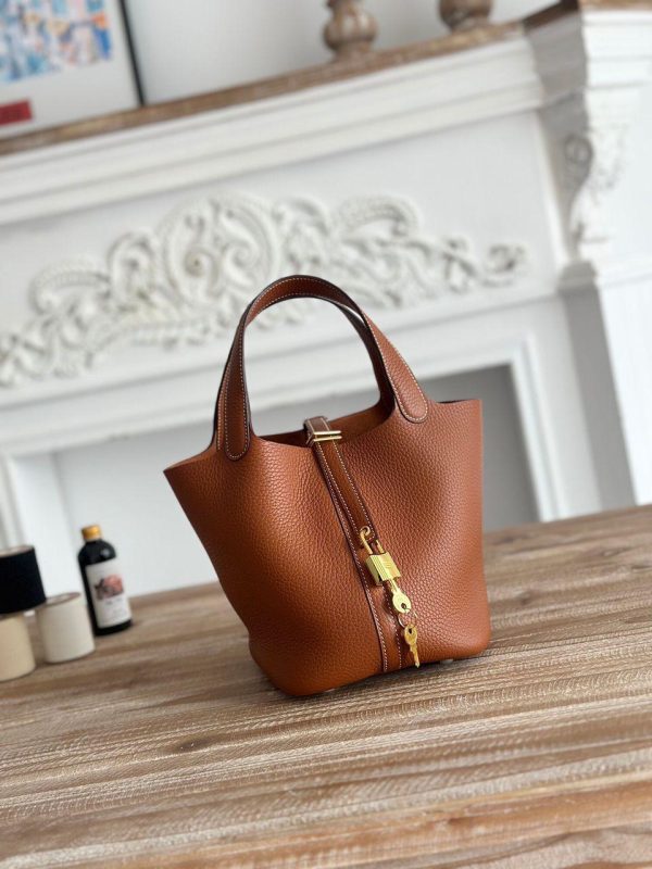 Hermes Picotin Lock 18 Fauve in Brown 18 CM (Mirror Quality)
