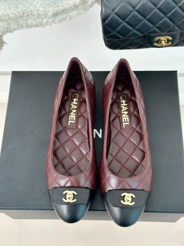 Chanel Caviar Quilted CC Cap Toe Ballerina Flats Red